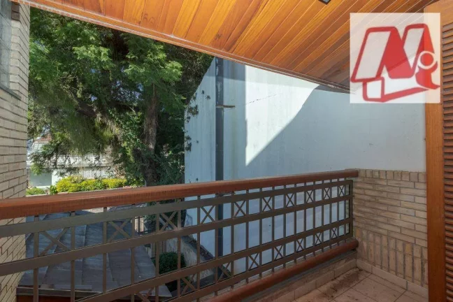 Imagem No Partenon, casa de 740m,² 4 suites. piscina