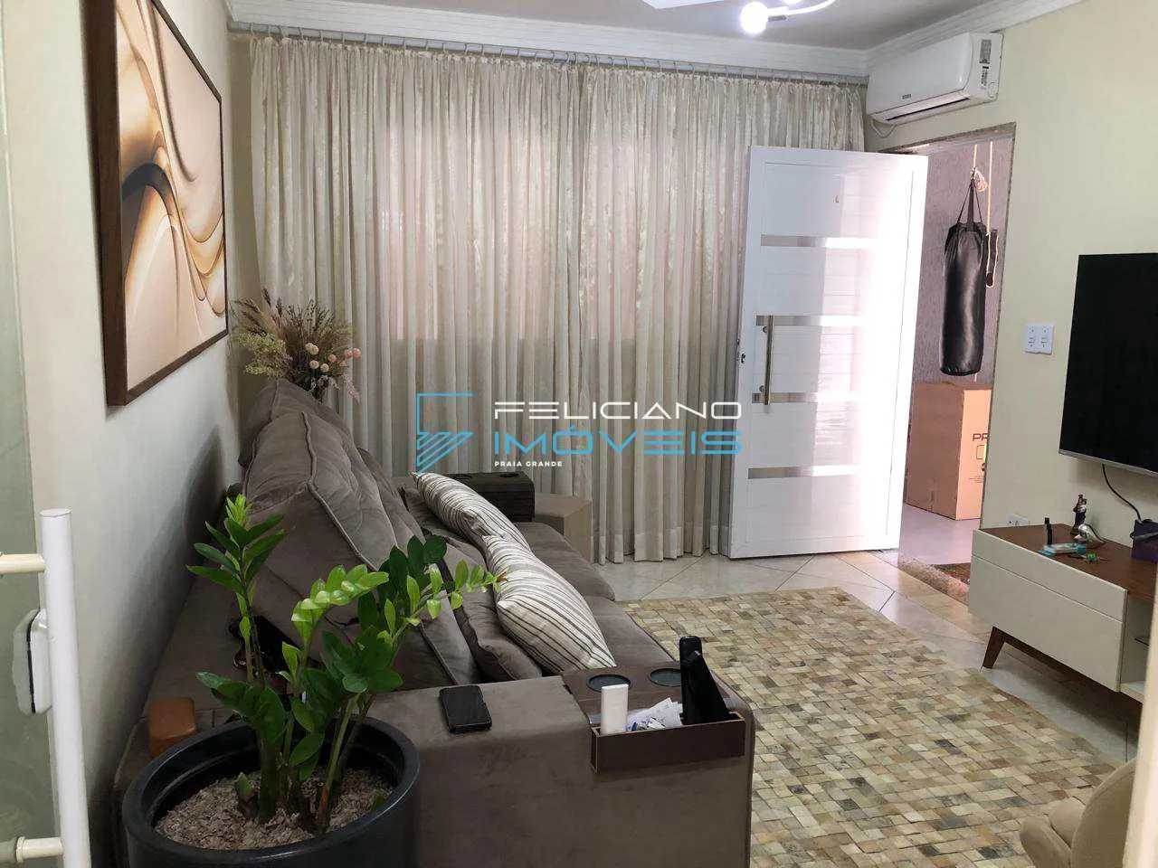 Foto do imóvel Sobrado com 3 quartos, Aviação, Praia Grande - R$ 889 mil, Cod: 7497 em Rua Ophélia Caccetari Reis