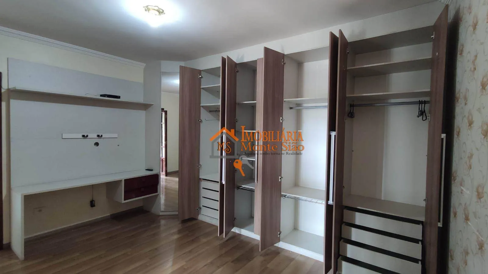 Imagem Sobrado com 3 dormitórios à venda, 150 m² por R$ 485.000,00 - Jardim São João - Guarulhos/SP