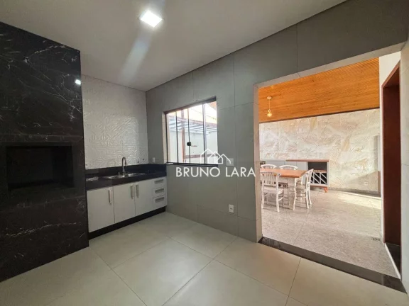 Imagem Casa à venda no bairro Três Poderes - Igarapé/MG.