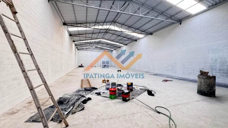 Imagem Galpão com aproximadamente 400m² á venda no bairro Bom Jardim - Ipatinga