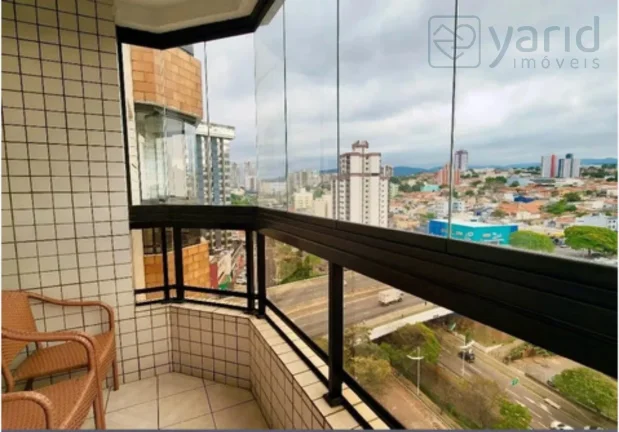 Imagem Apartamento de Luxo à Venda no Edifício Mirante do Vale-SP: 3 Quartos, 1 Suíte, 2 Banheiros, 2 Vagas de Garagem, 157m²
