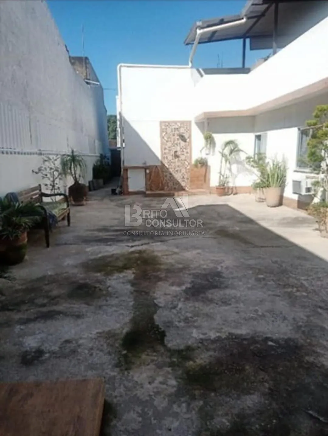 Imagem Casa 2 Quartos à Venda em Trindade | São Gonçalo - 196m² Suíte, Quintal e Terraço