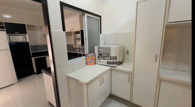 Imagem Sobrado com 4 dormitórios à venda, 246 m² por R$ 1.000.000,00 - Jardim Aruan - Caraguatatuba/SP