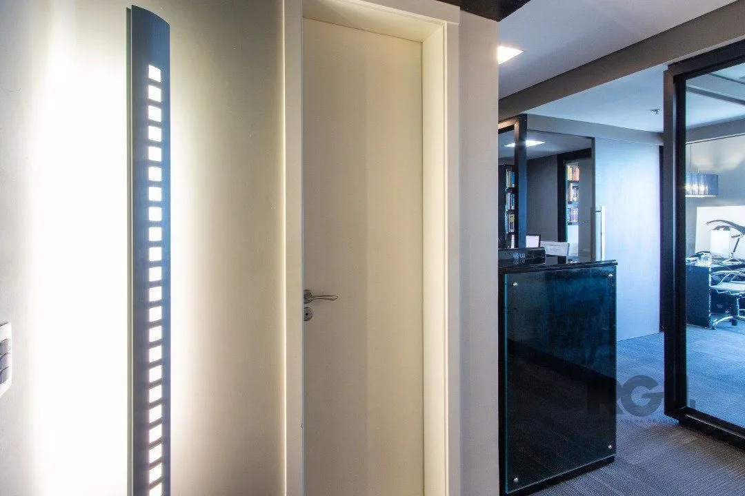Imagem Conjunto/Sala para Venda - 40m², 0 dormitórios, 1 vaga - Cristal