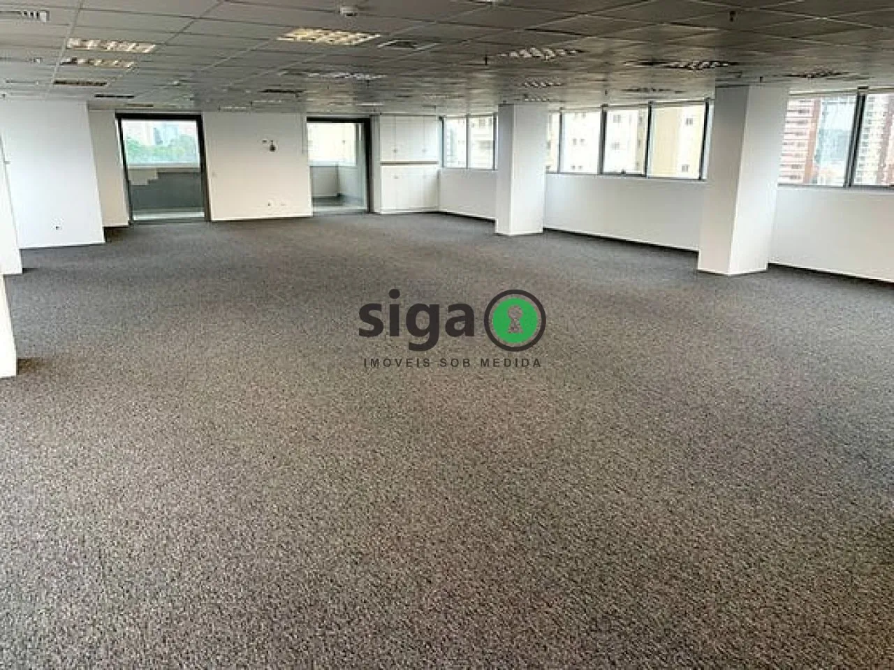 Imagem Sala comercial para locação 316m localizada naChácara Santo Antônio/SP
