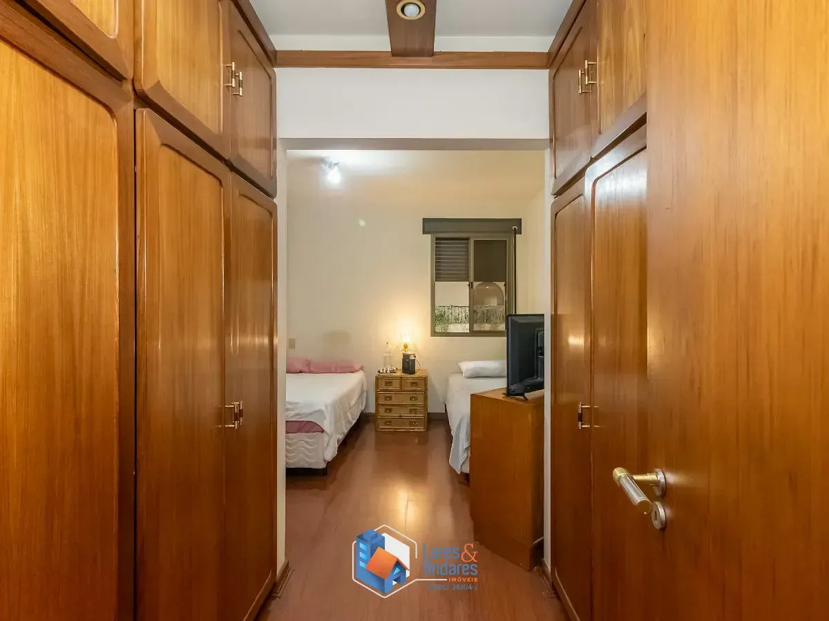 Imagem Apartamento para venda em Moema com 4 quartos, sendo 2 suítes, 170m²