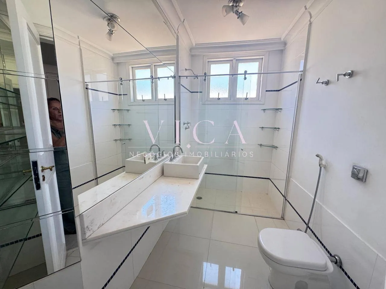 Imagem Alphaville 03 - Casa 5 dormitórios 300m² para aluguel por R$ 12.000/mês