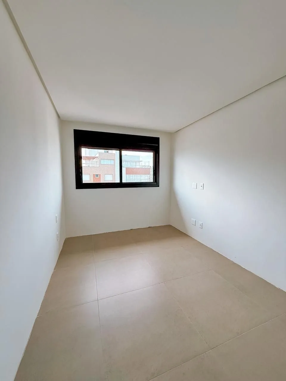 Imagem Apartamento à venda em Torres, Centro, com 2 quartos, 77.35m2