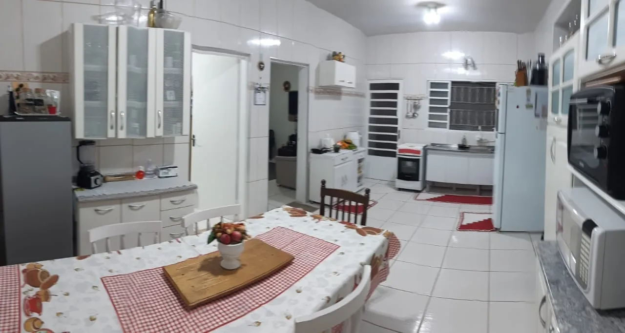 Imagem Casa à venda 3 Quartos, 1 Suite, 2 Vagas, 200M², Parque das Palmeiras, Pindamonhangaba - SP