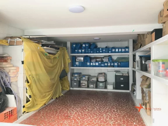 Imagem Casas à venda no Jabaquara, São Paulo-SP: 3 quartos, 1 suíte, 4 banheiros, 1 vaga de garagem e 173m² de área.