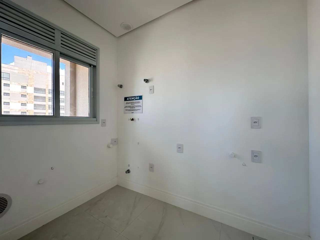 Imagem Apartamento com vista para o mar à venda com 160m2 por R$ 2.850.000,00