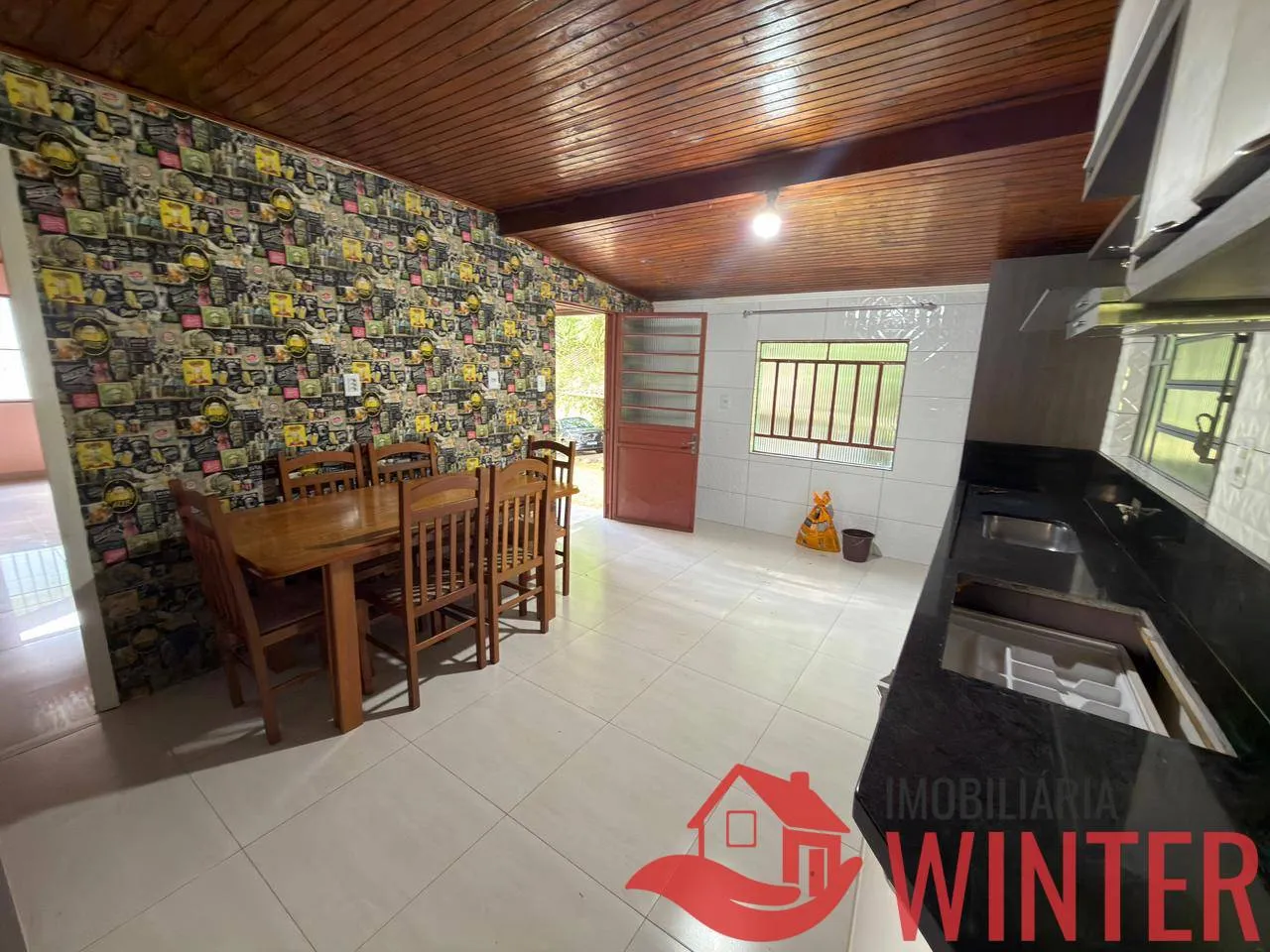 Imagem Imóvel com 2 casas e um galpão