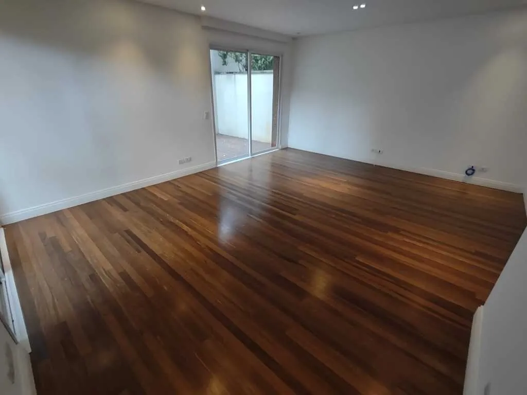 Imagem Casa Duplex 324,87M², 4Q, 4 Suítes, 7 Banheiros, 3 Vagas, Academia, Segurança 24h, Jardim, Portaria, Praça.