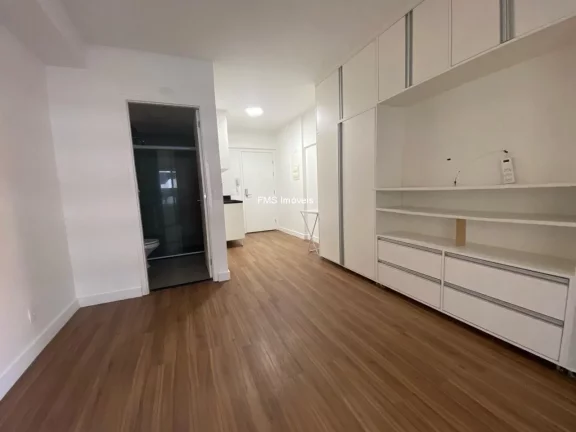 Imagem Apartamento para venda na República: 1 sala, 1 banheiro, 1 vaga de garagem determinada, 28m2 - São Paulo