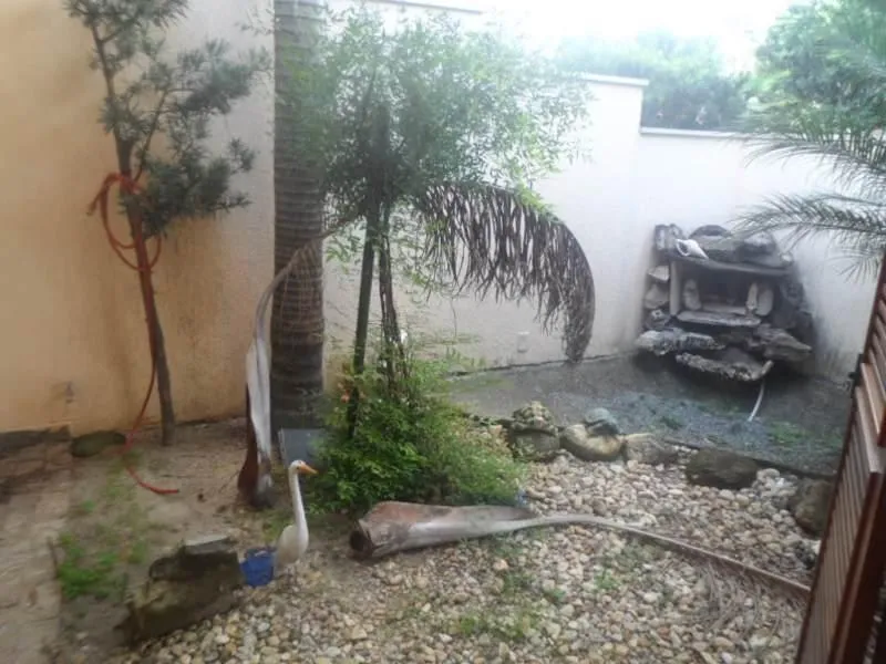 Imagem Sobrado à venda no condomínio Granja Olga III