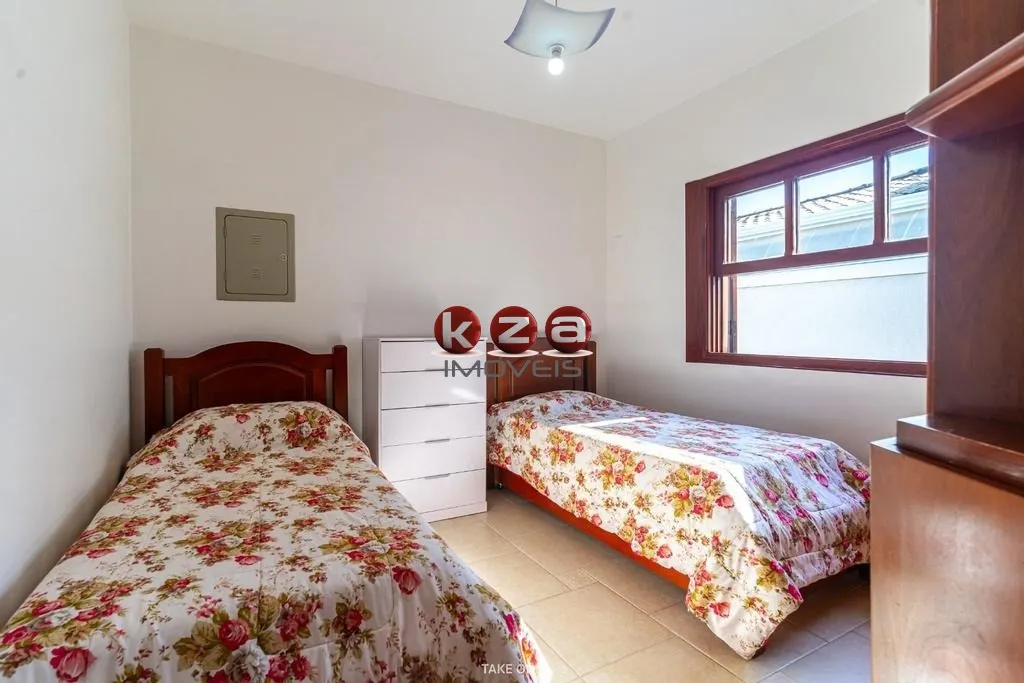 Imagem Casa de Luxo com 5 Quartos e 6 Vagas no Villaggio Capríccio, Louveira-SP: Venda ou Locação!