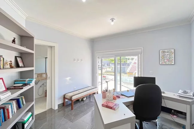 Imagem Casa para venda no bairro Hípica em Porto Alegre
