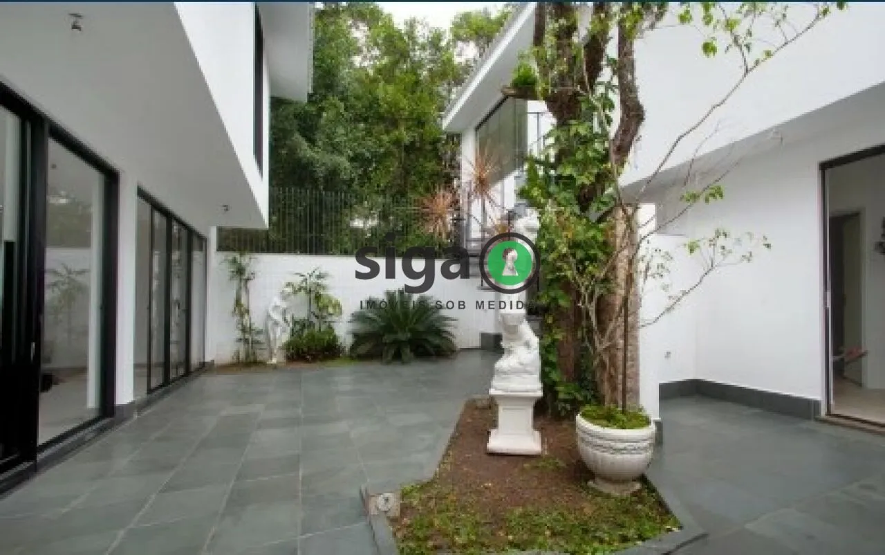 Imagem Sobrado com 3 Quartos e 3 vagas à Venda, 360 m² - Granja Julieta