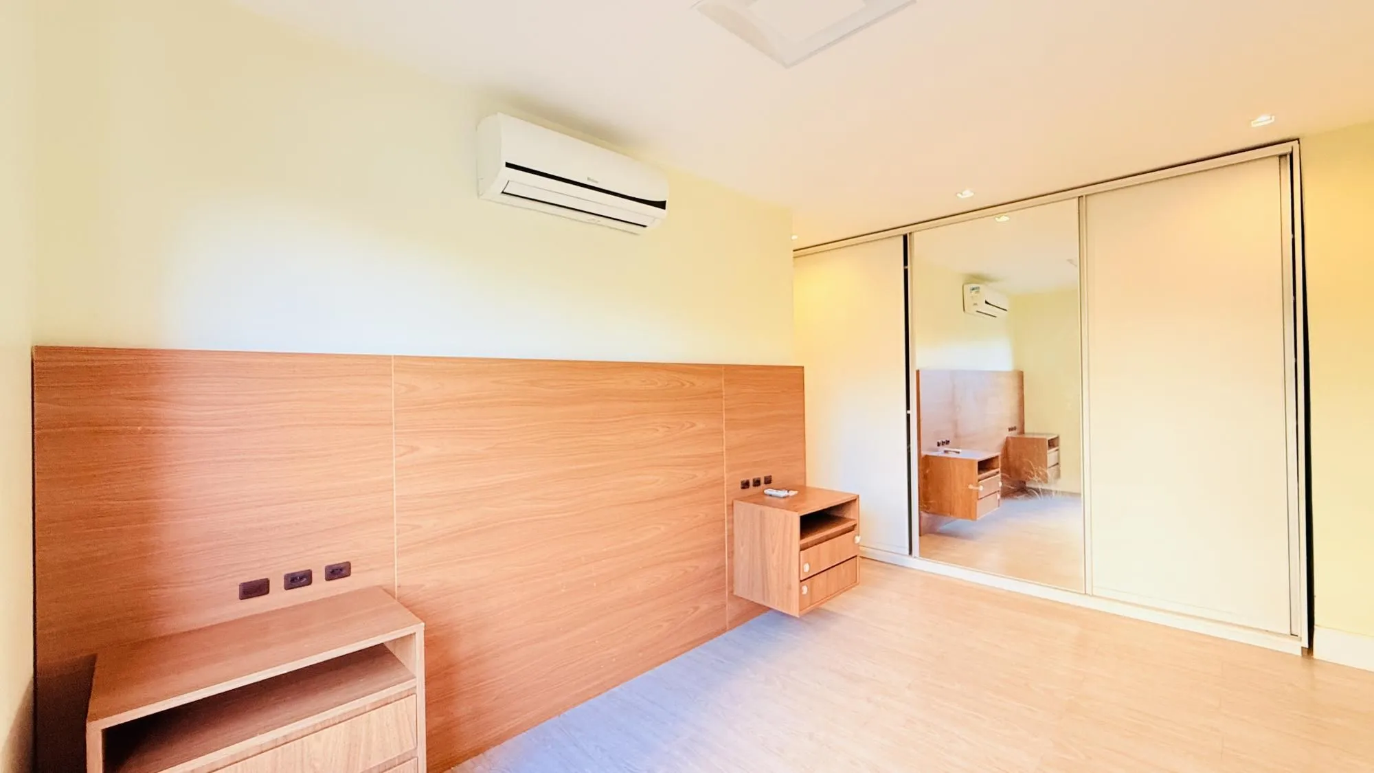 Imagem 2 dormitórios no Bairro Tristeza com infra de lazer completo e piscina térmica