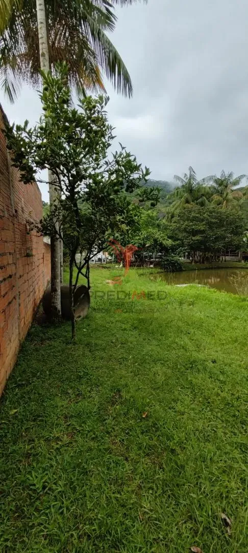 Imagem Chácara em Blumenau. Com rancho em construção. Lagoa com água. Poço artesiano. Pomar