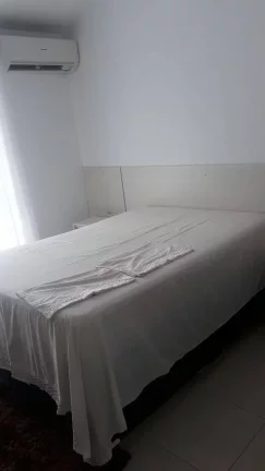 Imagem CASA NO CONDOMÍNIO VILLA DE SEVILHA - FLORES