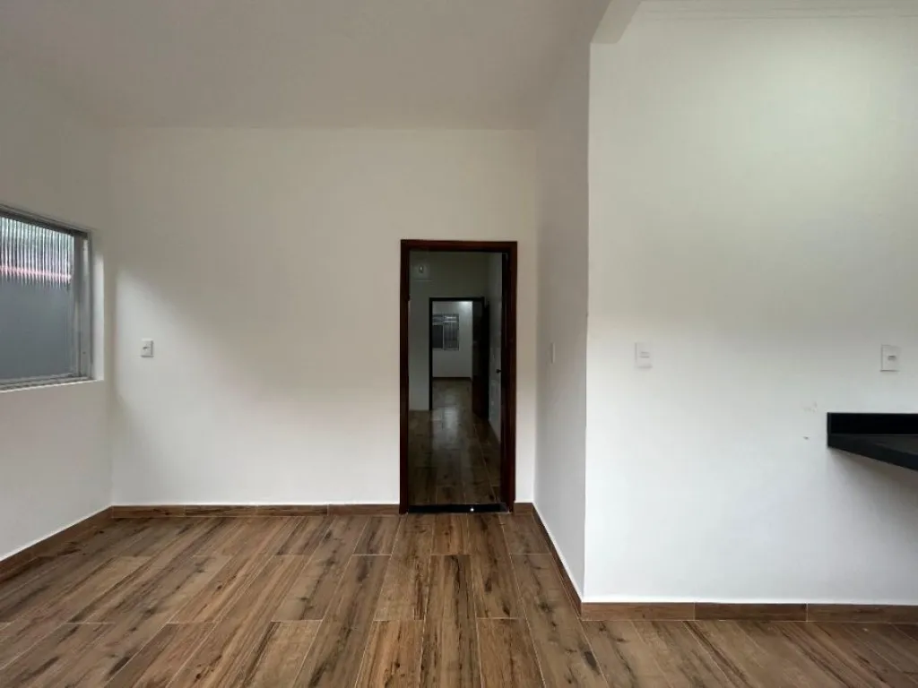 Imagem CASA COM 190,00 m² - TUPI - PRAIA GRANDE SP