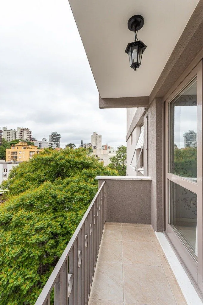 Imagem Apartamento de 03 dormitórios (01suíte), com vaga, no bairro São João, em Porto Alegre RS