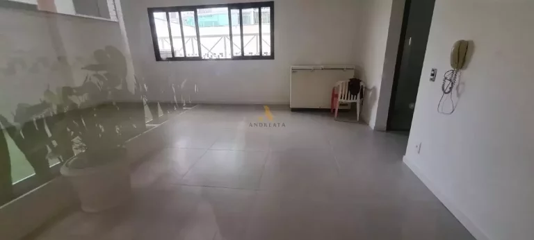 Imagem Recreio dos Bandeirantes - Av. benvindo de Novaes - Vendo Maravilho apto de fundos - 3 quartos com 97m² + Deps - R$995.000,00.