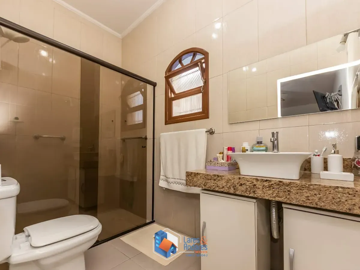 Imagem Casa para venda em Santo Amaro com 3 quartos, sendo 1 suíte, 300m²