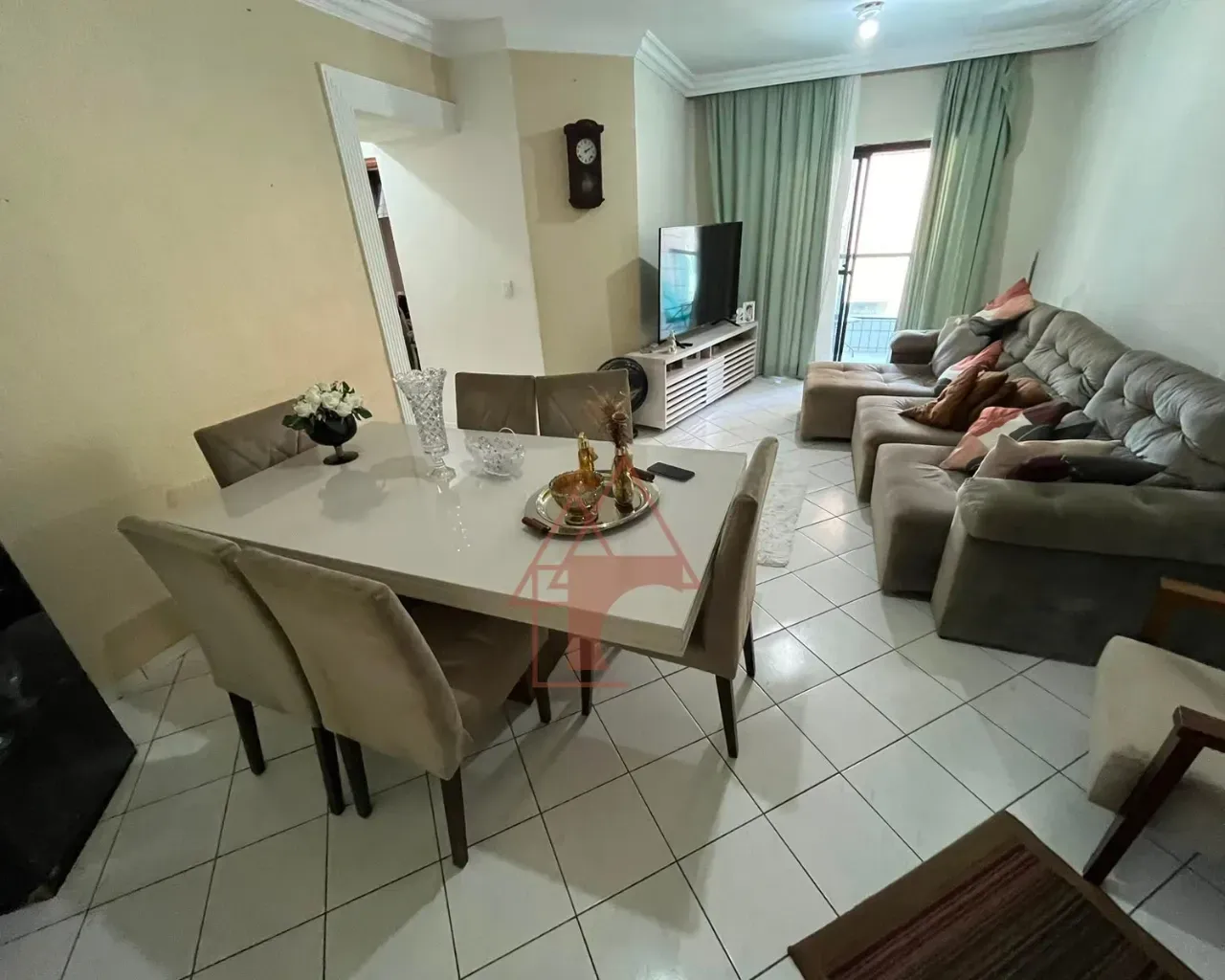 Imagem Apartamento com 2 Quartos à Venda, 80 m² em Guilhermina - Praia Grande