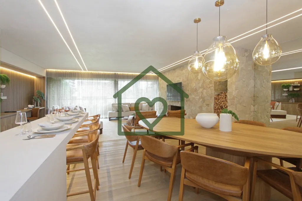 Imagem Apresento um sofisticado apartamento de 151 m² privativos no 18º andar, situado no bairro Menino D...