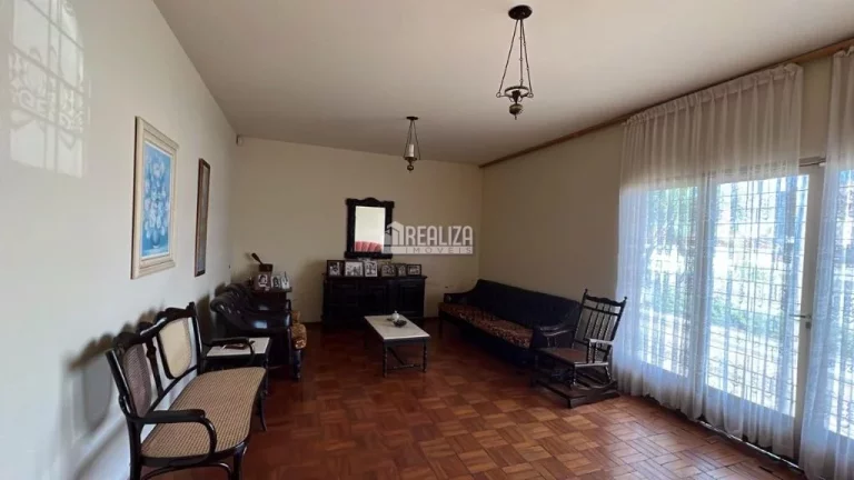 Imagem Casa à venda no bairro Jardim Alexandre Campos em Uberaba