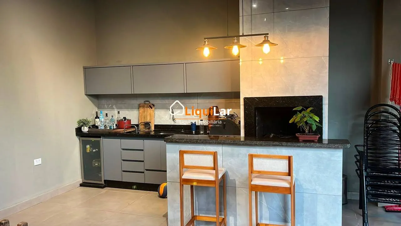 Imagem Condomínio Cora Carolina | Casa Reformada, 2 Quartos, Suíte, Área Gourmet e Energia Solar
