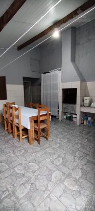 Imagem Casa Geminada à Venda - Maracanã | Praia Grande | 300m da Praia | R$ 450.000