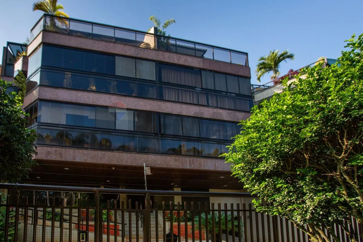 Imagem Apartamento No Recreio dos Bandeirantes - Um Refúgio Entre o Verde e o Mar