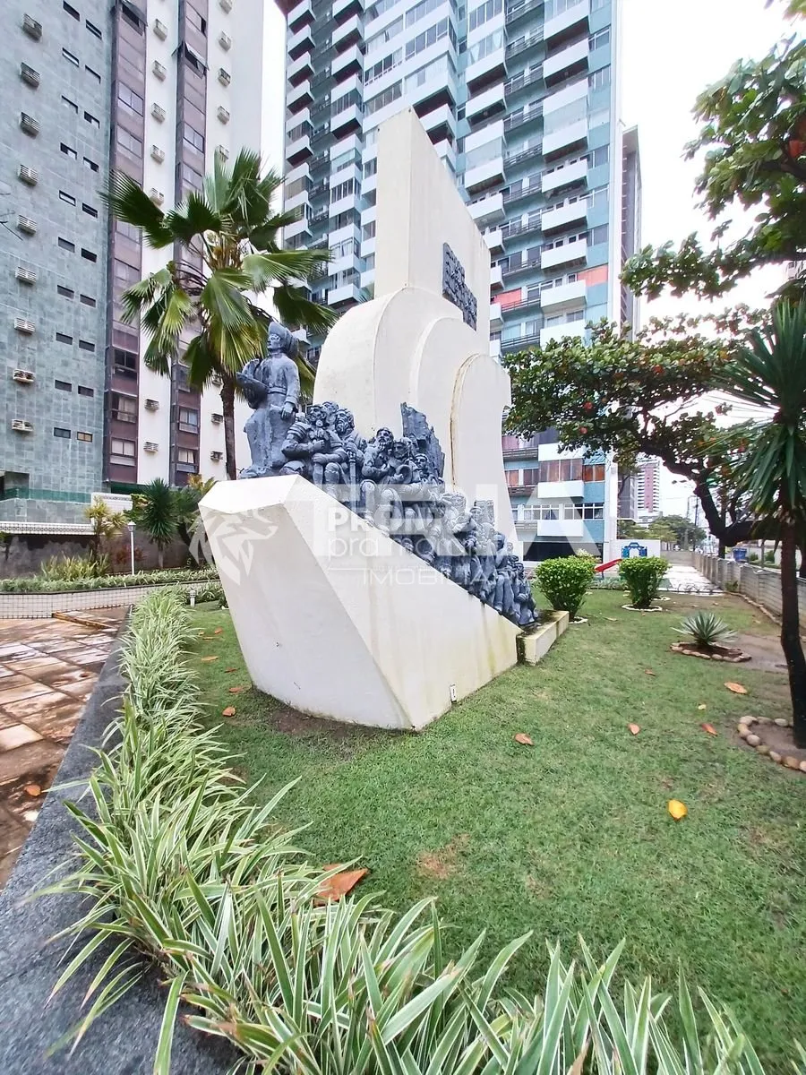 Imagem Apartamento de 4 quartos, 203m² no bairro Boa Viagem, em Recife