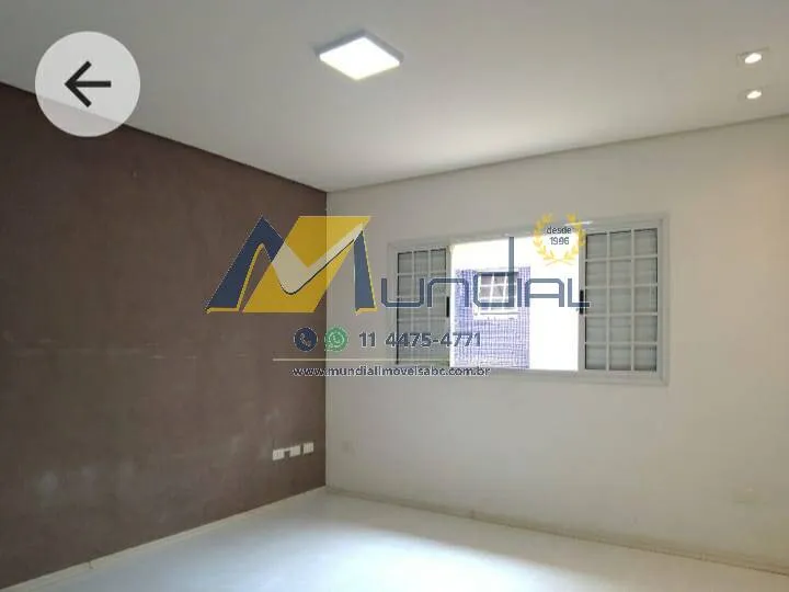 Imagem Casa à venda com 300m², 3 quartos e 6 vagas.