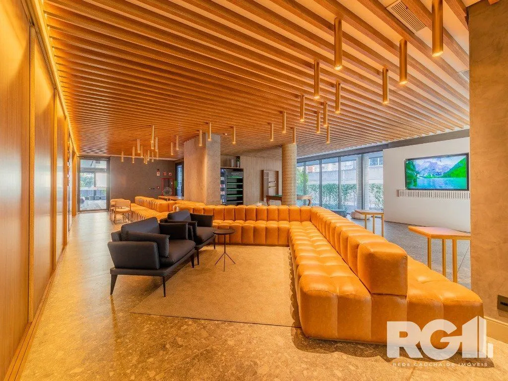 Imagem Loft de alto padrão construtivo no bairro Moinhos de Vento, planta de 29,60 m2 privativos com porcelanato, forro em gesso e aberturas em alumínio com vidros duplos.
