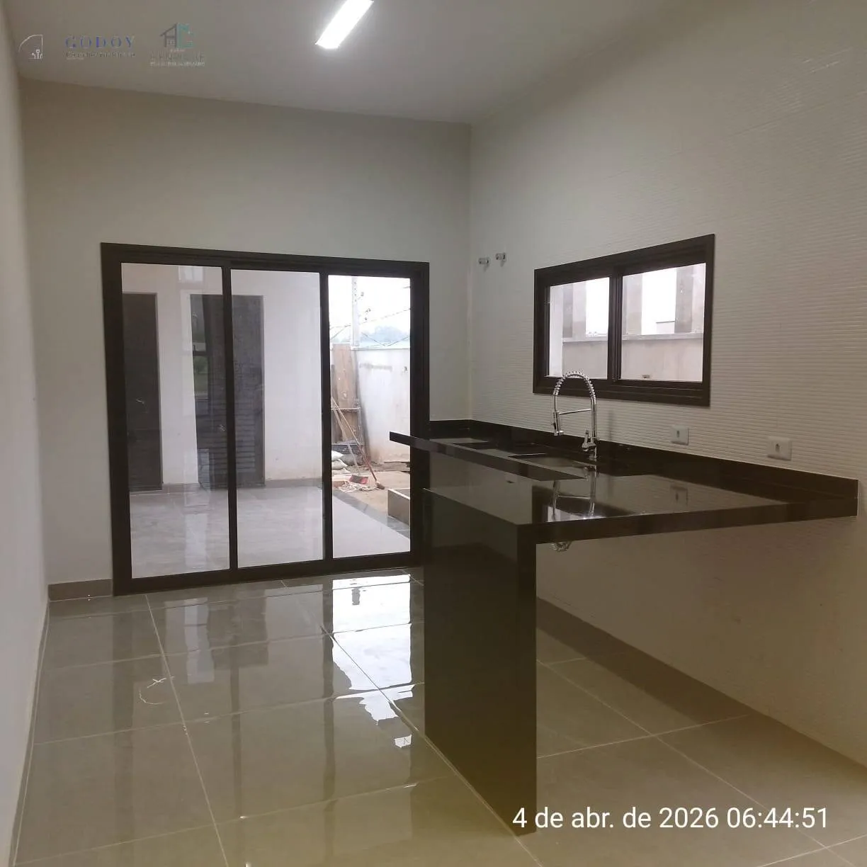 Imagem Casa Térrea em Construção em Condomínio Fechado Malibu - Caçapava/SP