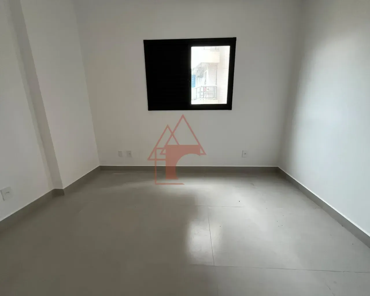 Imagem Apartamento com 2 Quartos à Venda, 78 m² em Guilhermina - Praia Grande