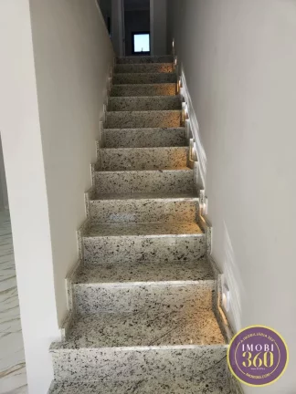 Imagem Lindo sobrado novo