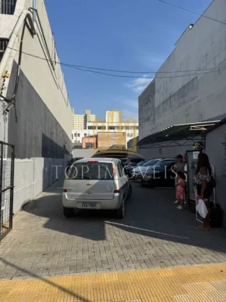 Imagem Oportunidade Única no Centro de São José dos Campos! Disponível para locação ou venda, este ponto comercial incrível está localizado no coração da cidade, garantindo alto fluxo de pessoas e excelente visibilidade para o seu negócio.