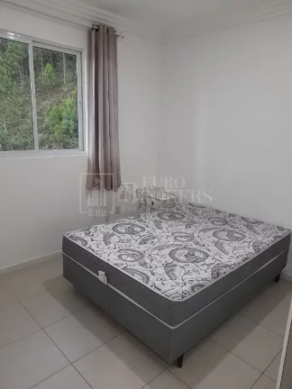 Imagem Excelente apartamento mobiliado na Praia Brava.