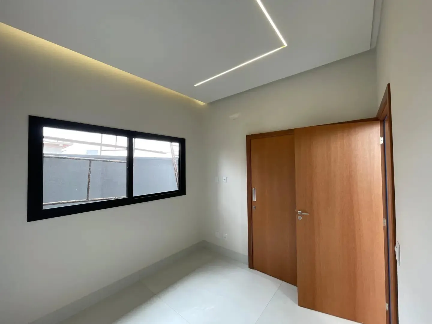 Imagem Linda Casa 3 Suites No Jardins Parma