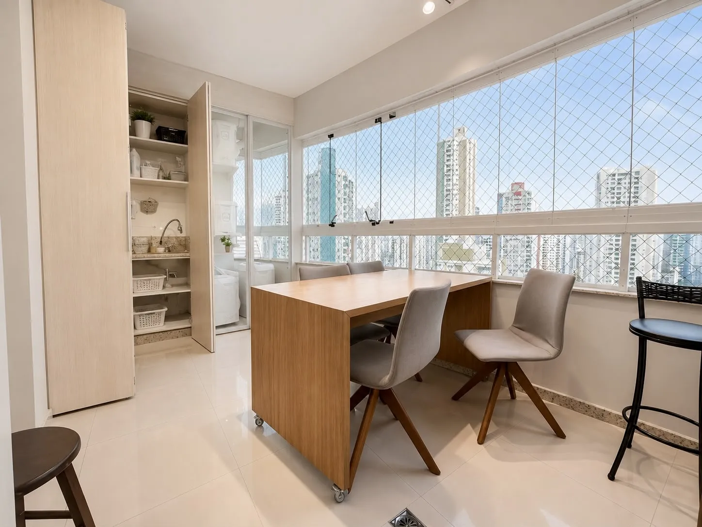 Imagem Apartamento à venda com 126m2 por R$ 2.200.000,00