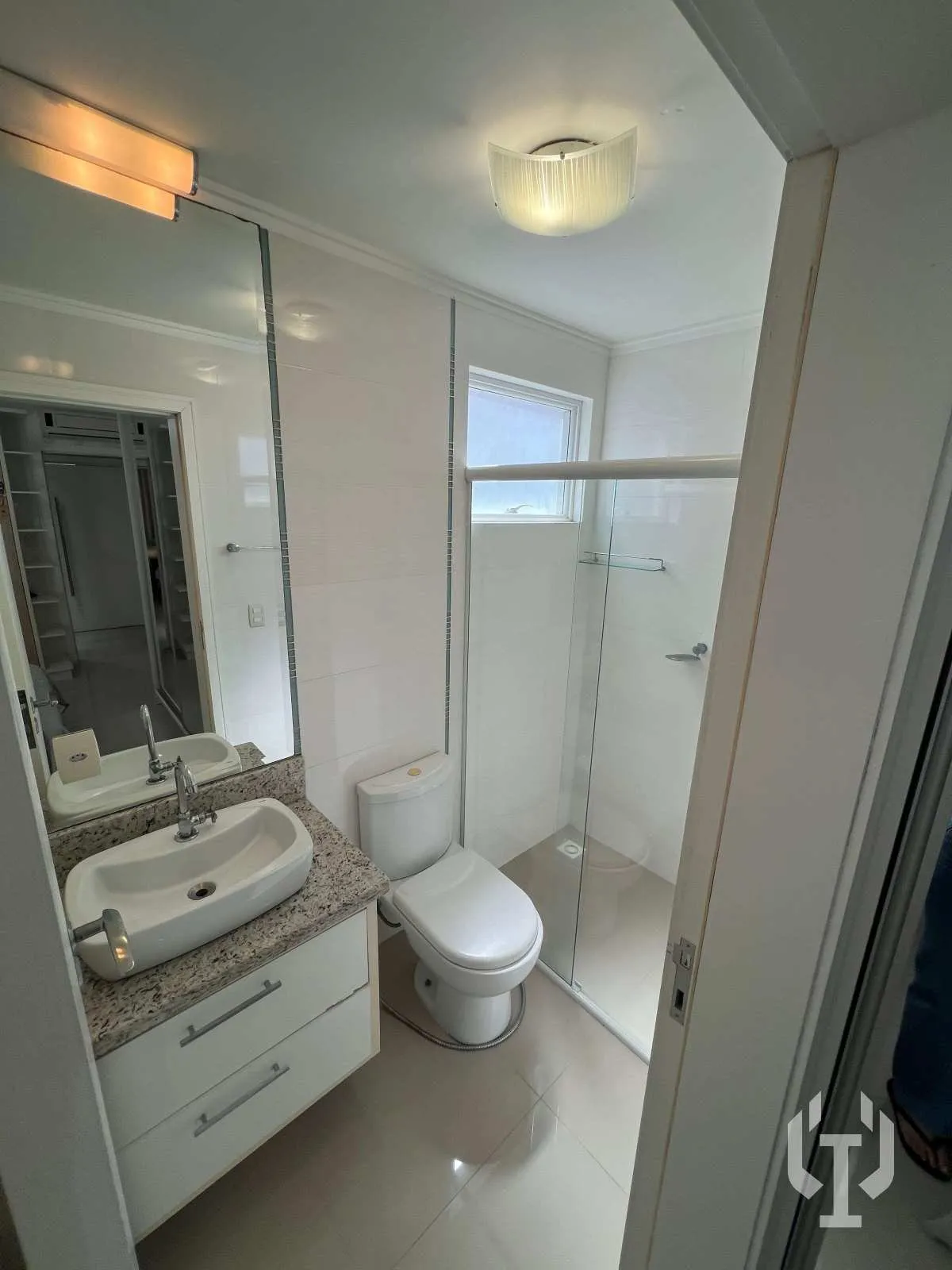 Imagem Apartamento à venda, no Blue Safira, em Itapema, Meia Praia, com 3 quartos, 130m2