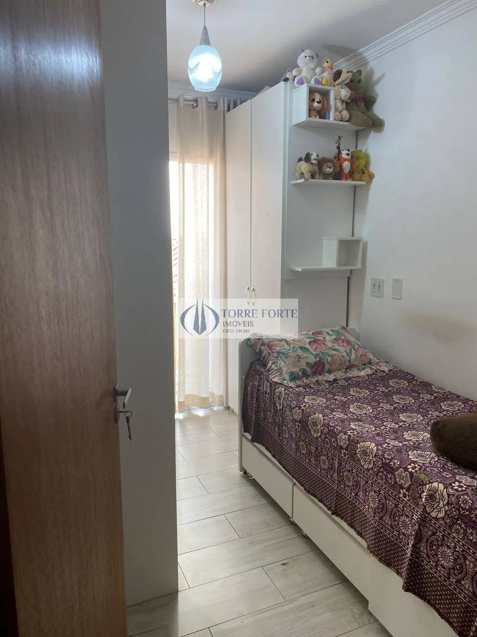 Imagem Apartamento Reformado com 2 Dormitórios, 1 Suíte e 1 Vaga em Santo André