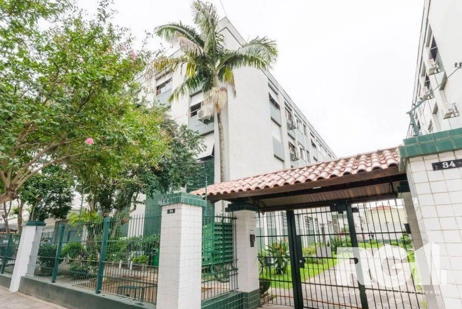Imagem Amplo apartamento com 92m² privativos e 3 dormitórios, próximo a Sicredi na Av. Assis Brasil.