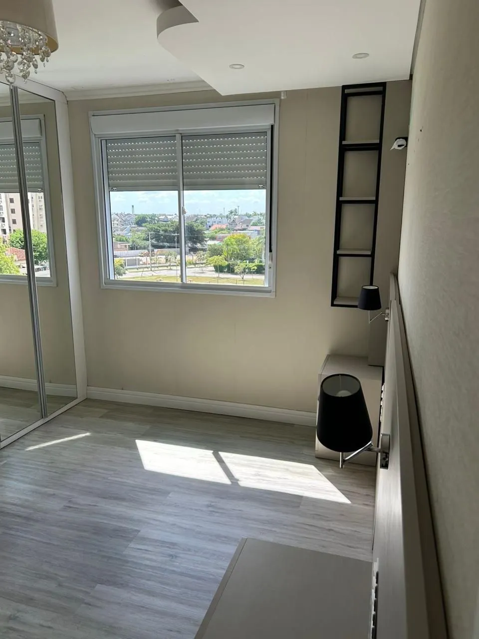 Imagem Apartamento no Sarandi de 3 dormitórios e 2 vagas